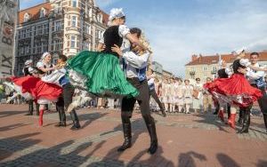  Biało-czerwony Rynek. Bytomianie świętowali Dzień Flagi RP (11)
