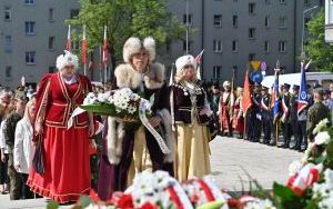 Święto Konstytucji 3 Maja - uroczystości pod Pomnikiem Wolności (4)