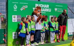Młodzi adepci piłki nożnej walczą o Puchar Tymbarku (1)