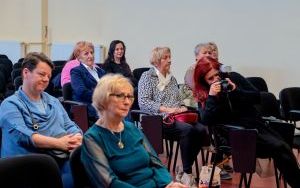 Spotkanie autorskie z Marią Kocot (4)