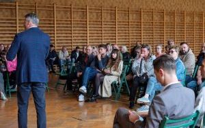 Prezydent Mariusz Wołosz spotkał się z mieszkańcami Miechowic  (2)