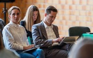 Prezydent Mariusz Wołosz spotkał się z mieszkańcami Miechowic  (6)