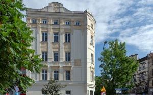 Poznali zabytki Rozbarku. Wśród nich zabytkowe kamienice i postindustrialne obiekty (4)
