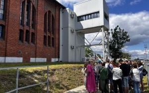 Poznali zabytki Rozbarku. Wśród nich zabytkowe kamienice i postindustrialne obiekty (9)