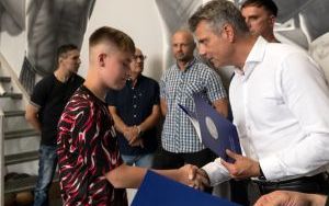 Prezydent Mariusz Wołosz pogratulował bytomskim pięściarzom sukcesów (5)