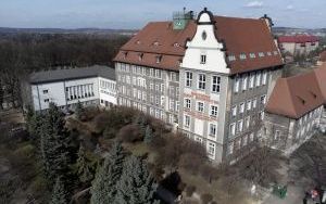 Podczas kolejnego spaceru turyści poznają historię bytomskich szkół (2)