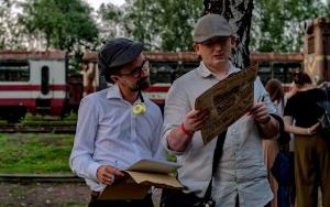 Miłośnicy wąskotorówki rozwiązywali zagadkę kryminalną (9)