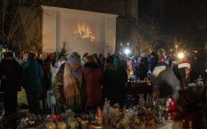Przyjdź i poczuj magię świąt z Jarmarkiem za Jutrzenką (3)