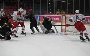 Zwycięstwo niebiesko-czerwonych (9)