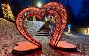 Walentynkowe iluminacje na Górze Miłości (3)