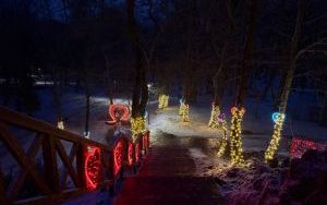 Walentynkowe iluminacje na Górze Miłości (6)