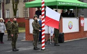 Nowi żołnierze DZSW złożyli dziś przysięgę (4)