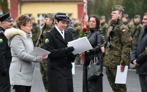 Nowi żołnierze DZSW złożyli dziś przysięgę (6)