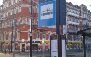 Rozpoczęła się zmiana nazw ponad 20 przystanków autobusowych i tramwajowych w Bytomiu (3)