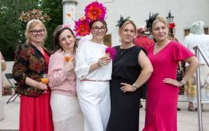 Garden party w stylu angielskim w miechowickim pałacu  (12)