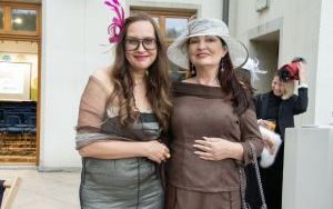Garden party w stylu angielskim w miechowickim pałacu  (14)