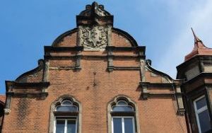 Kolejny spacer pełen perełek architektonicznych oraz ciekawostek związanych z historią bytomskich kamienic za nami (13)