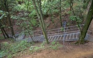 Spacerem po Suchogórskim Labiryncie Skalnym (12)
