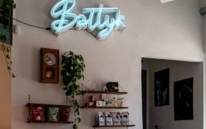 Replika neonu kina Bałtyk (1)