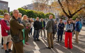 Śledzili znaki na bytomskich murach (7)