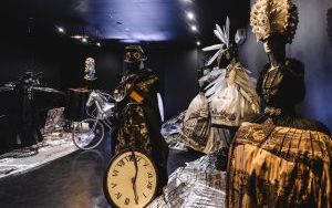 Wystawa kostiumów w Teatrze Rozbark (1)