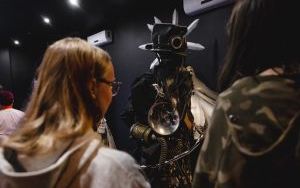 Wystawa kostiumów w Teatrze Rozbark (1)