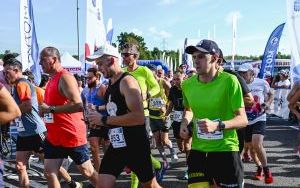 Bytomski Półmaraton po raz 17 - start i biegi (10)