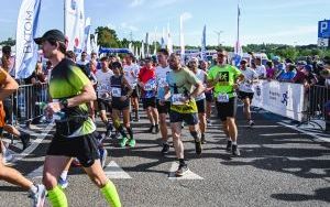 Bytomski Półmaraton po raz 17 - start i biegi (11)