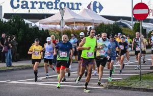 Bytomski Półmaraton po raz 17 - start i biegi (16)