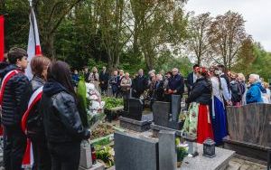 Znak pamięci „Tobie Polsko” na grobie powstańca śląskiego śp. Augustyna Feliksa (15)