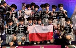 Znakomity start bytomskich mażoretek. Cztery brązowe medale Mistrzostw Świata UKS Charms Bytom  (1)