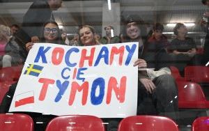 Trwa zwycięska passa bytomskich hokeistów (1)