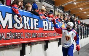 Trwa zwycięska passa bytomskich hokeistów (19)
