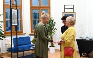 Wernisaż prac Katarzyny Karkoły w Pałacu w Miechowicach (13)