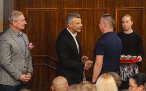 Gratulacje i podziękowania dla wolontariuszy i organizacji zaangażowanych w 17. PKO Bytomski Półmaraton (7)
