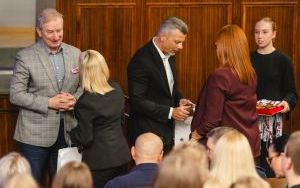 Gratulacje i podziękowania dla wolontariuszy i organizacji zaangażowanych w 17. PKO Bytomski Półmaraton (10)