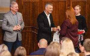 Gratulacje i podziękowania dla wolontariuszy i organizacji zaangażowanych w 17. PKO Bytomski Półmaraton (1)