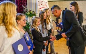 Wręczenie Nagród Prezydenta Bytomia uzdolnionym uczniom (16)