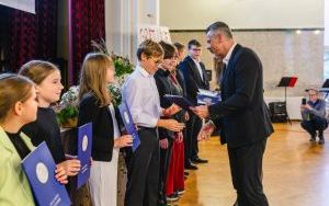Wręczenie Nagród Prezydenta Bytomia uzdolnionym uczniom (11)