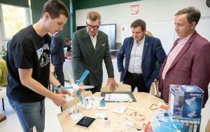Kolejne szkoły mają zielone pracownie