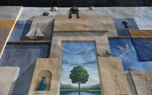 Przy ul. Wrocławskiej 30 odsłonięty został niezwykły mural (8)