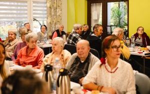 Już po raz dziesiąty mieszkańcy bytomskich domów pomocy społecznej wzięli udział w Miechowickich Artystycznych Kombatanckich Integracjach (7)