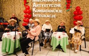 Już po raz dziesiąty mieszkańcy bytomskich domów pomocy społecznej wzięli udział w Miechowickich Artystycznych Kombatanckich Integracjach (11)