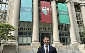 Z Bytomia na Harvard. Bytomianin prowadzi badania na najstarszym wydziale prawa w USA